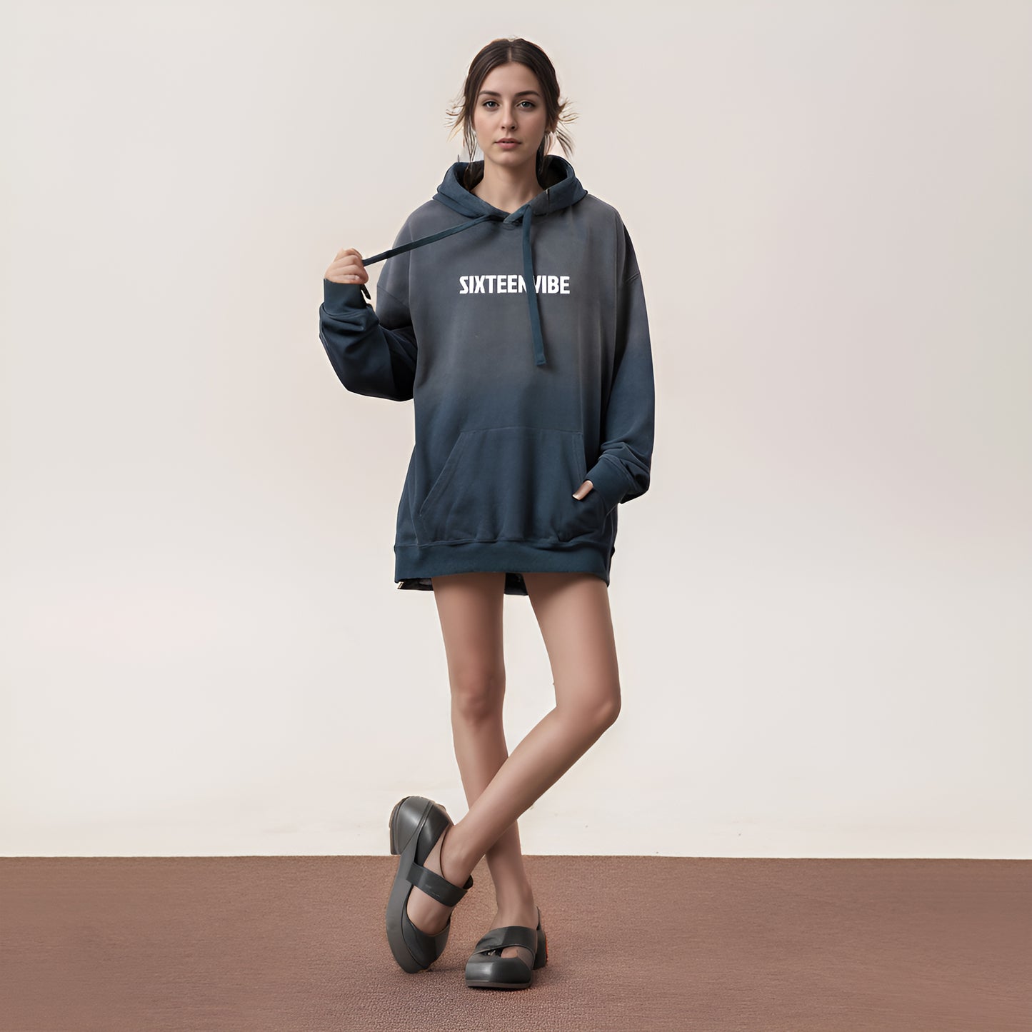 SIXTEENVIBE Lady Dip-Dyed Hoodie